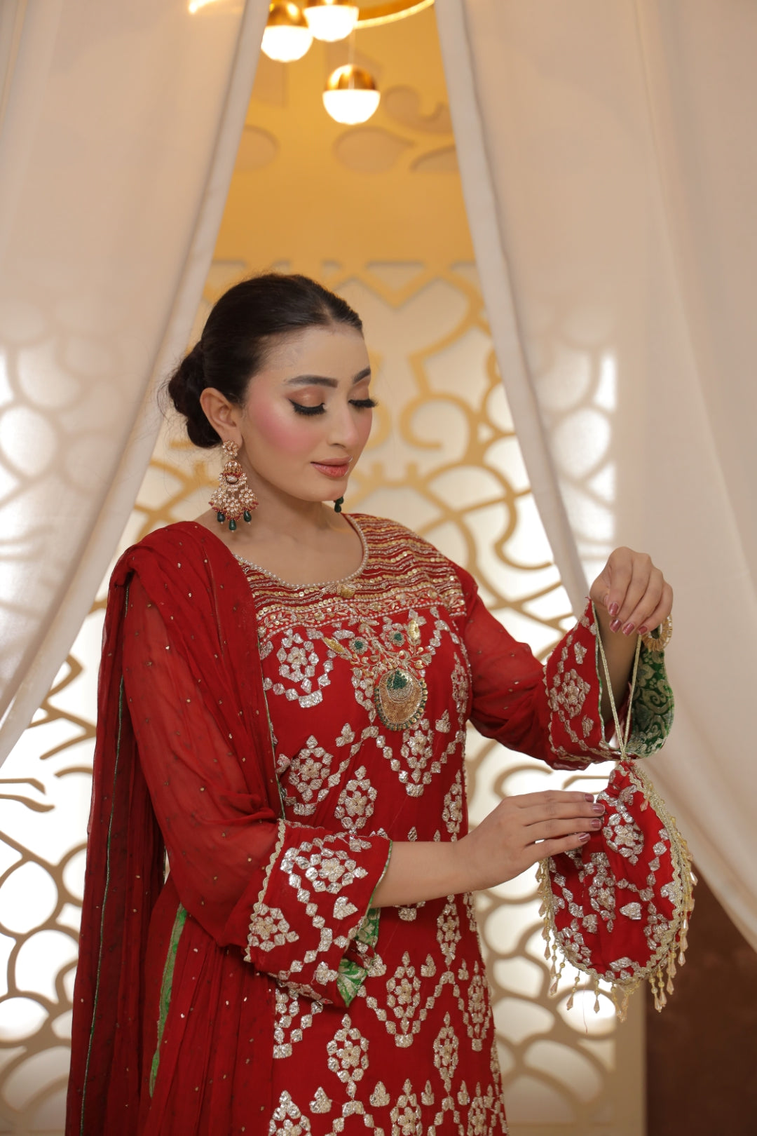 Minahil