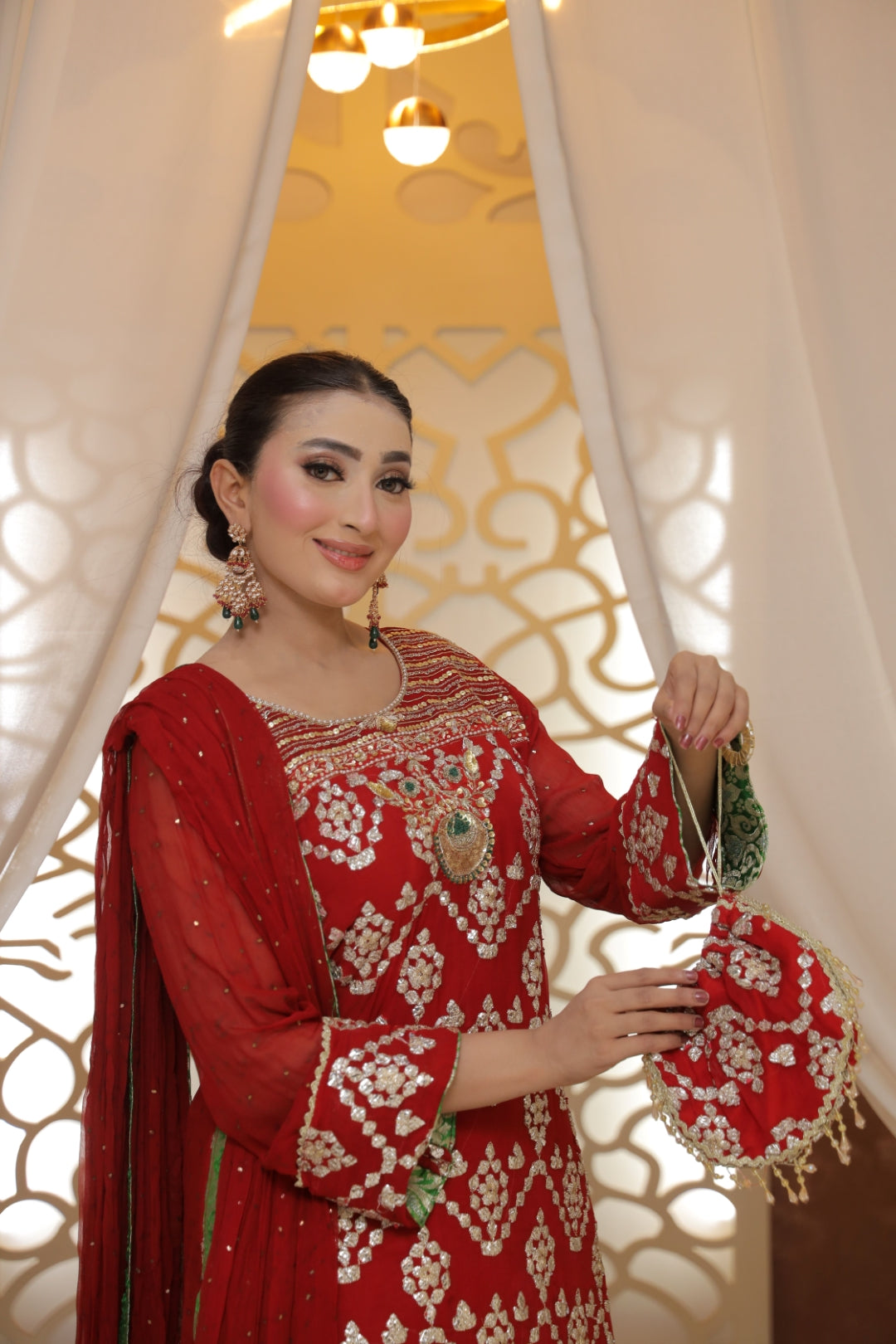 Minahil